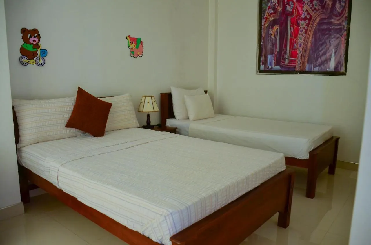 Angel Tower Bed and Breakfast Kandy 0*,